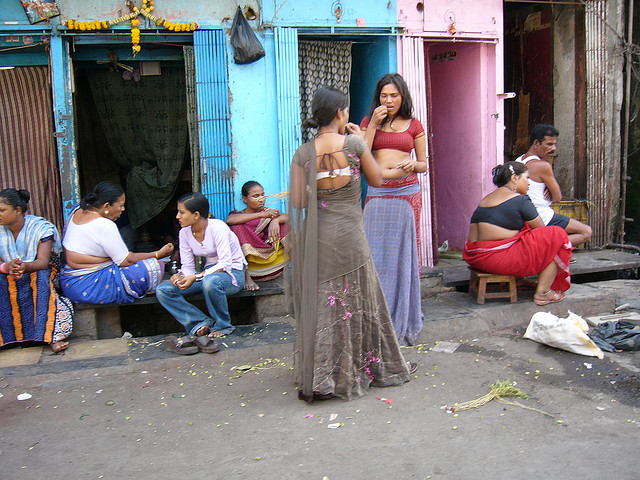 Prostitutes Moramanga, Where find a prostitutes in Madagascar